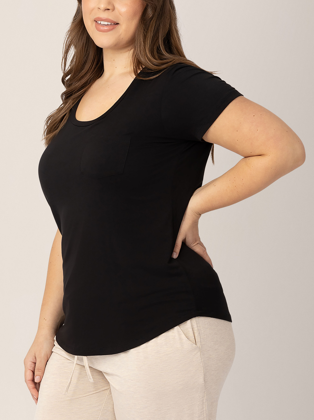 Everyday Maternity & Nursing T-shirt | Black - HoneyBug