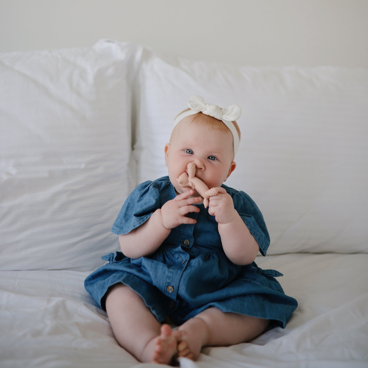 Unicorn Figurine Teether - HoneyBug