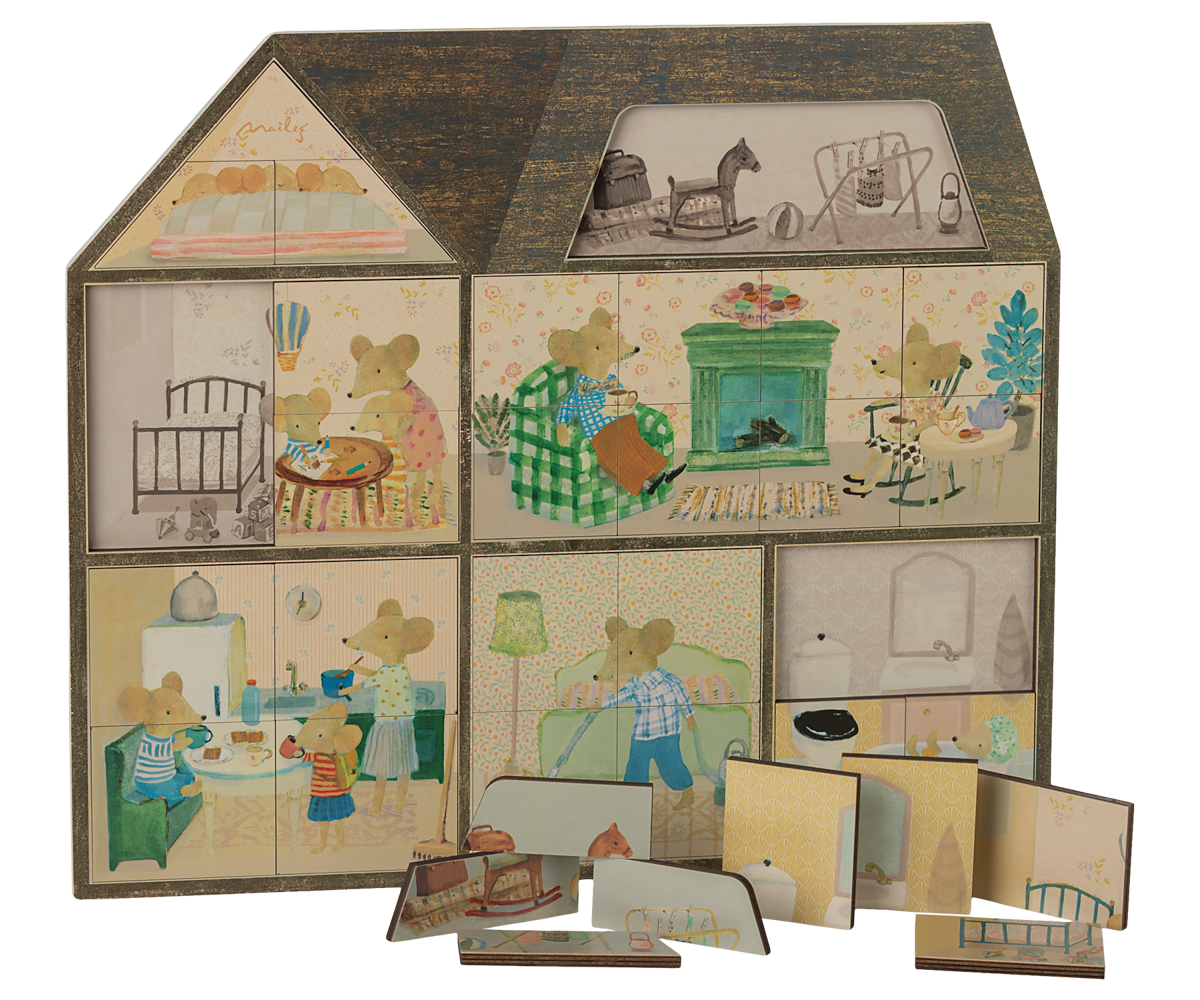 Mouse Hole Farmhouse Puzzle - HoneyBug