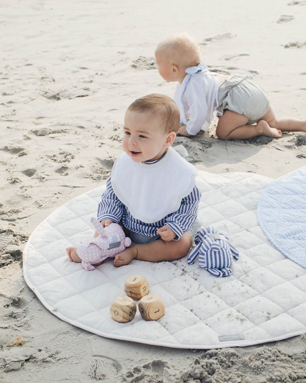 Scalloped bib | Harbor Island stripe - HoneyBug