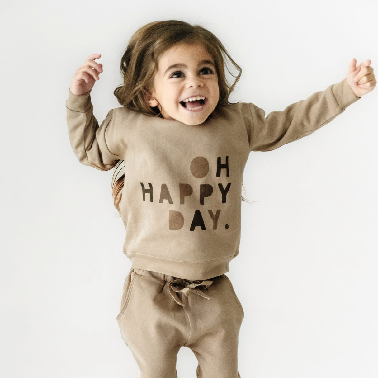 Organic Kids Sweatshirt - Happy Day - HoneyBug