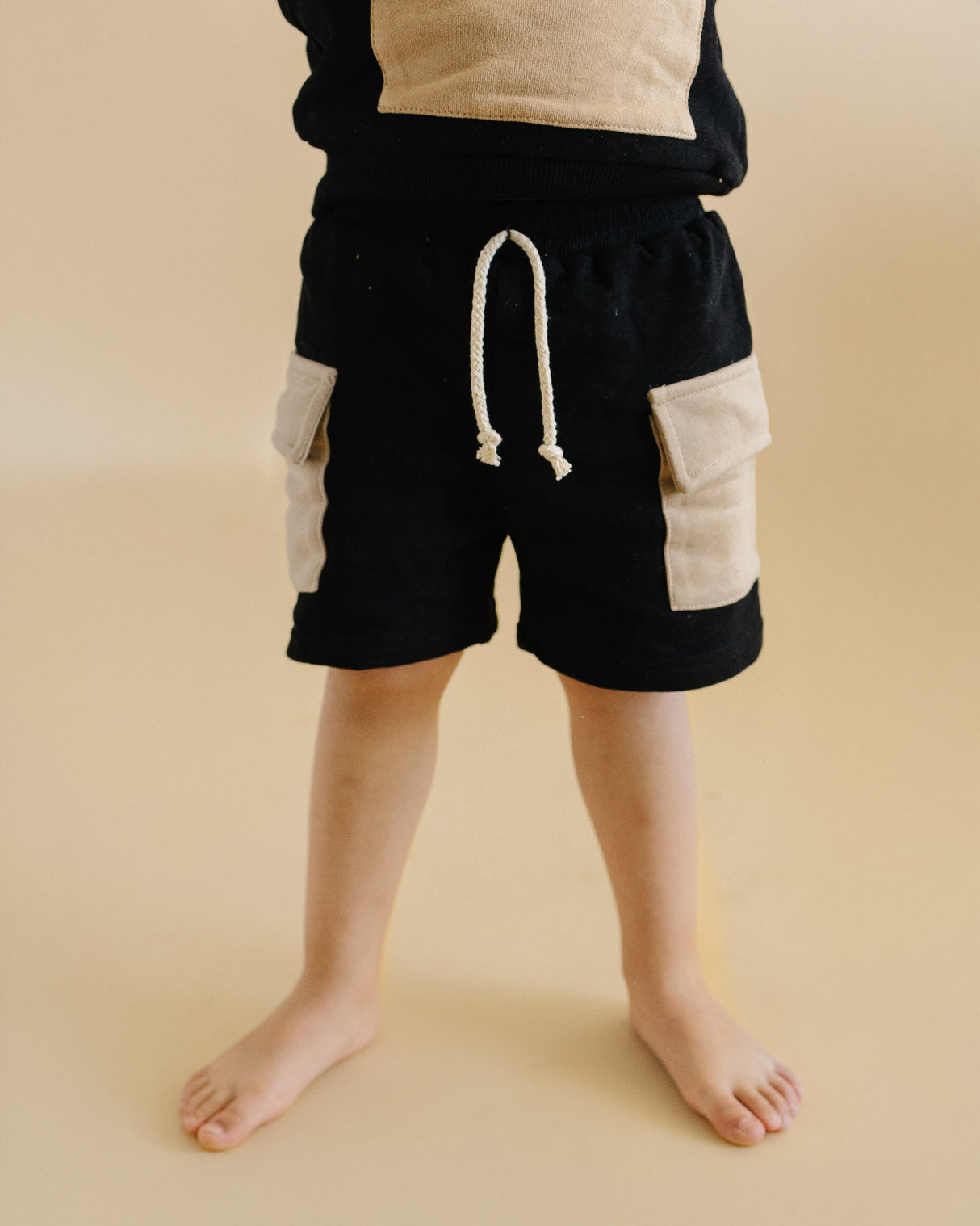 Terry Cargo Shorts Set | Black & Tan - HoneyBug