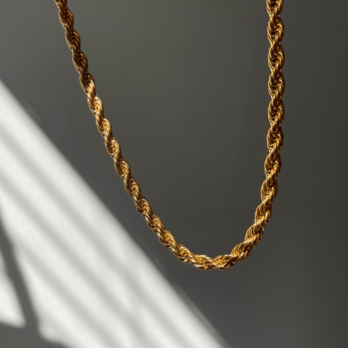 Luka Rope Chain Necklace - HoneyBug