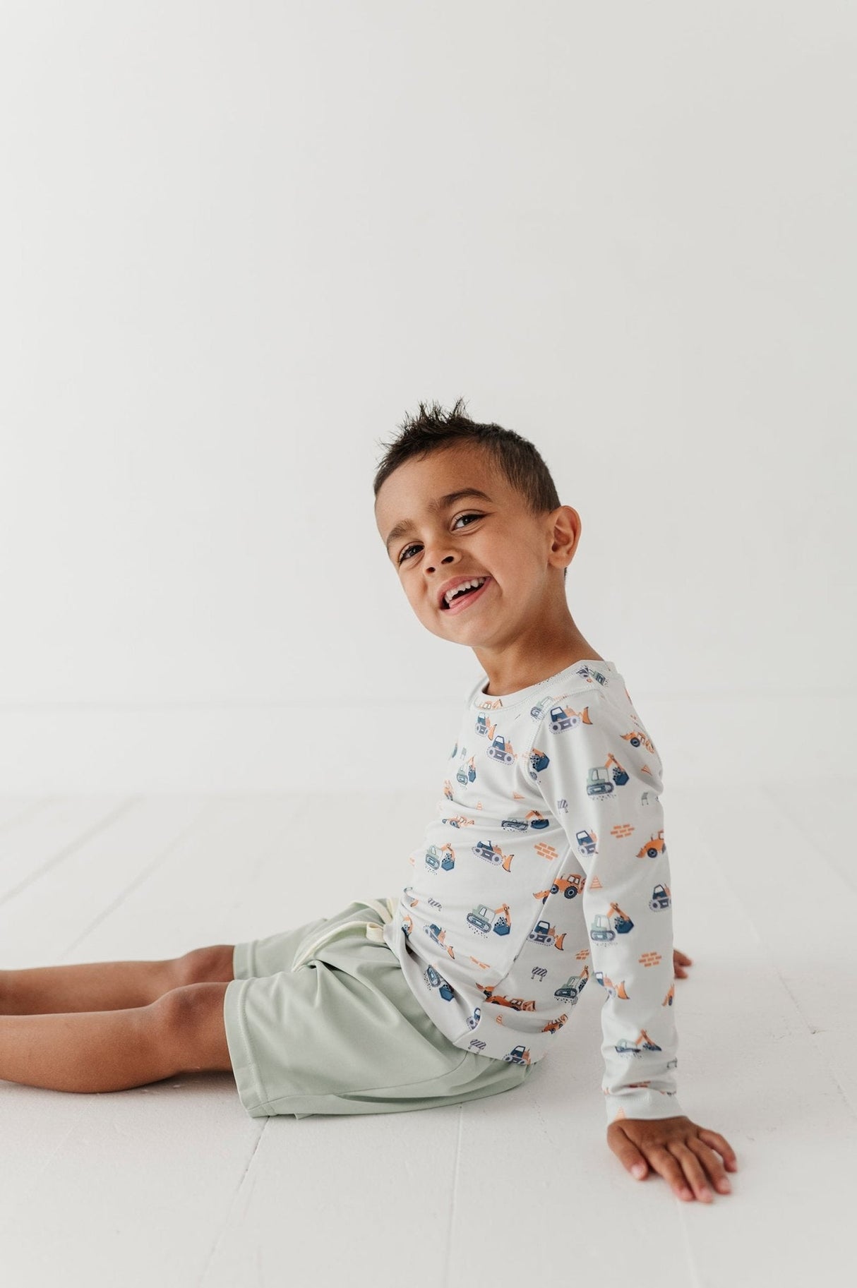 Boy's Long Sleeve Rash Guard Swim Shirt