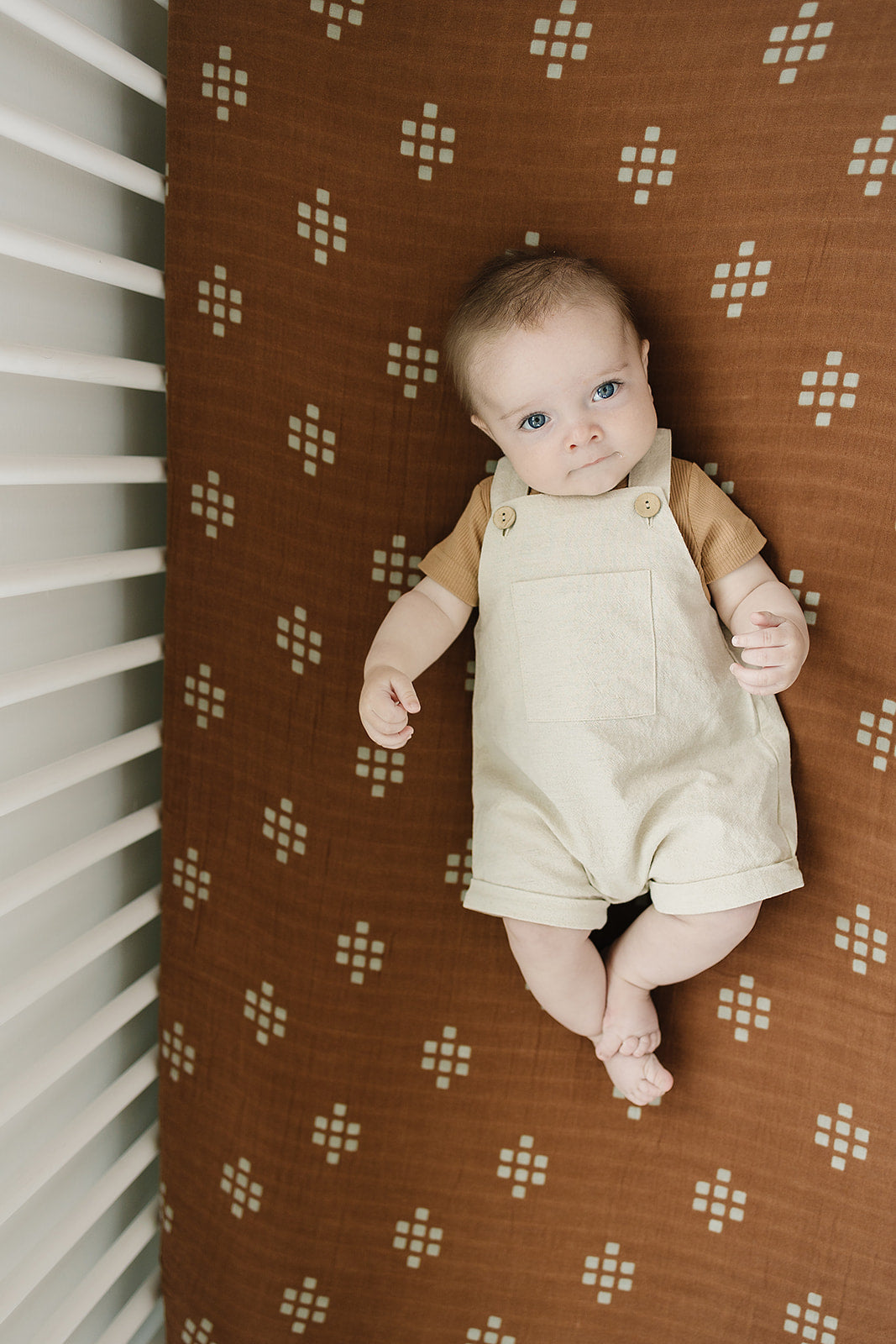 Chestnut Textiles Muslin Crib Sheet - HoneyBug