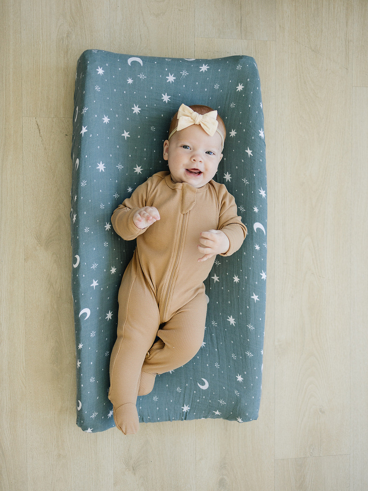 Night Sky Muslin Changing Pad Cover - HoneyBug
