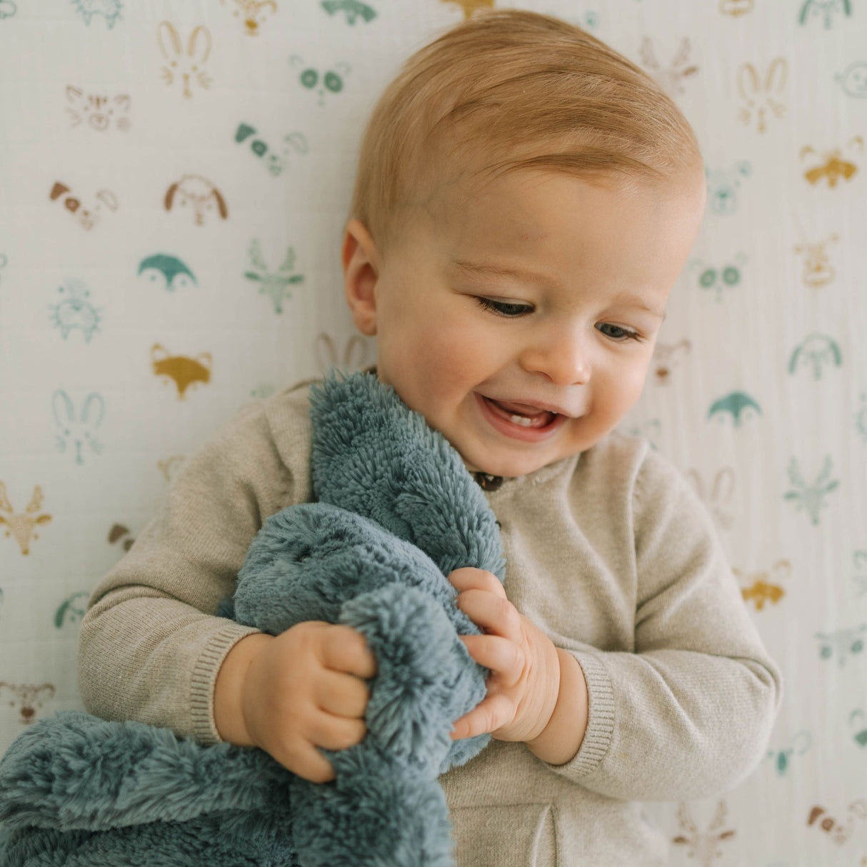 Cotton Muslin Crib Sheet - Animal Crowd - HoneyBug