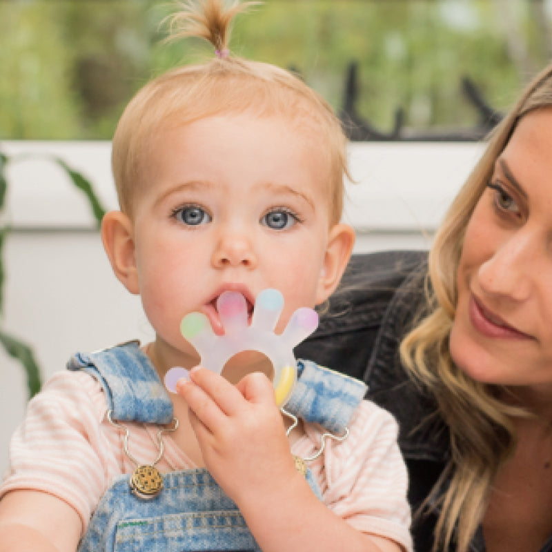 Haakaa Silicone Palm Teether - HoneyBug