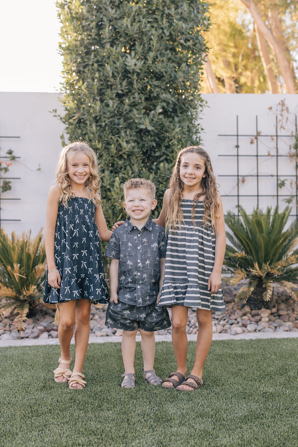 Navy Surfer Linen Cotton Shorts - HoneyBug