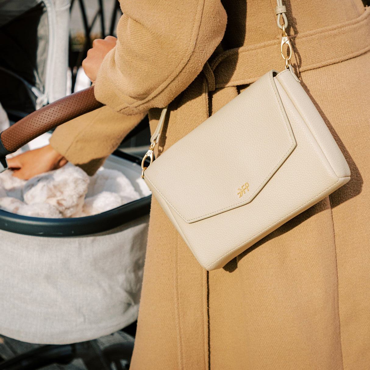 Birch Classic Crossbody - HoneyBug