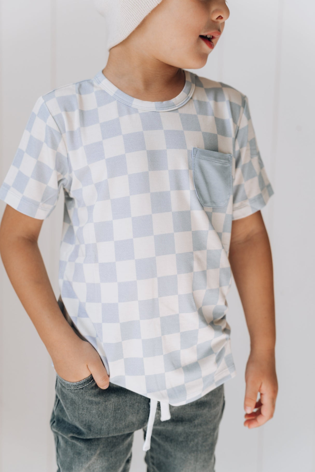 CLOUDY CHECKERS DREAM POCKET TEE - HoneyBug