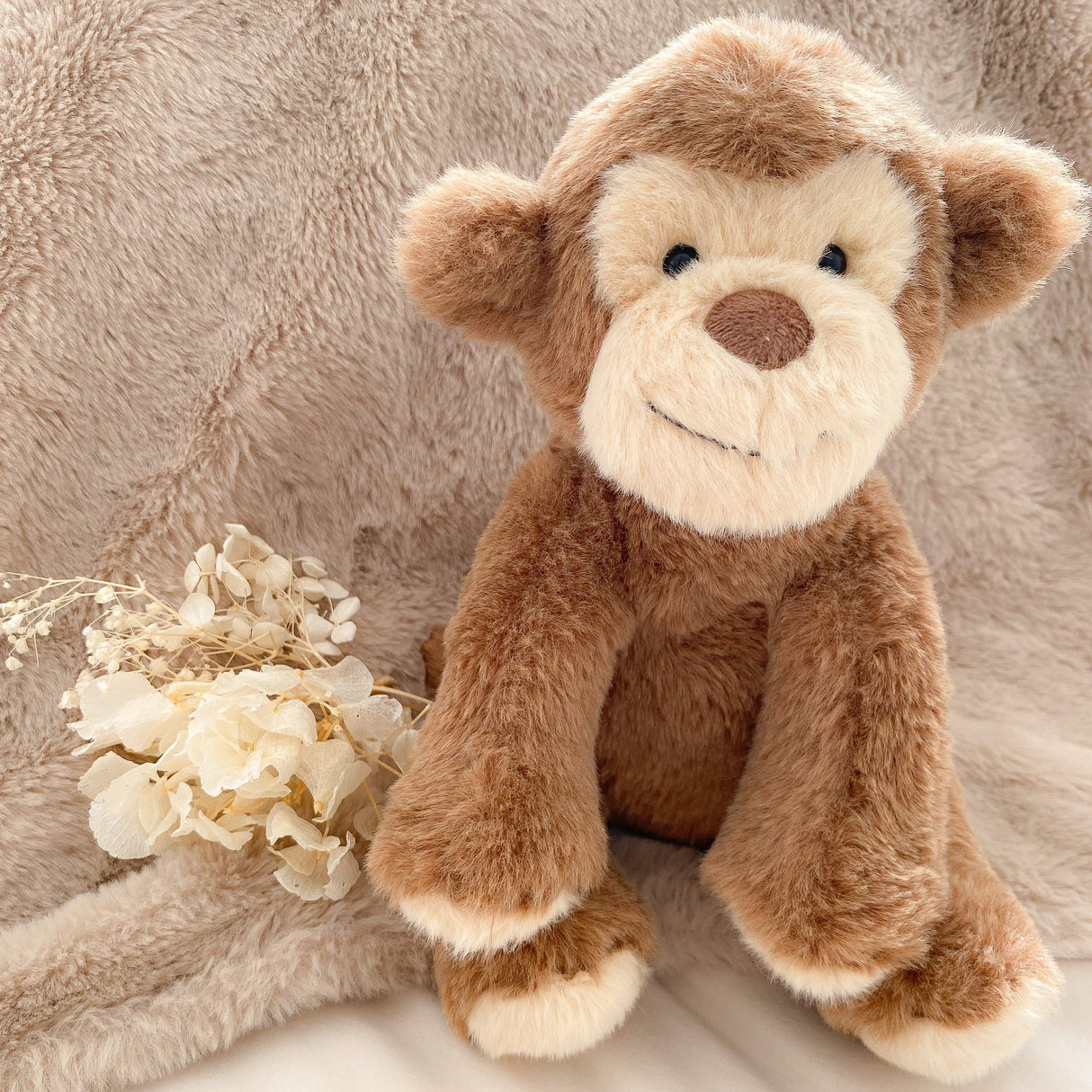 Marvel Monkey Small - HoneyBug