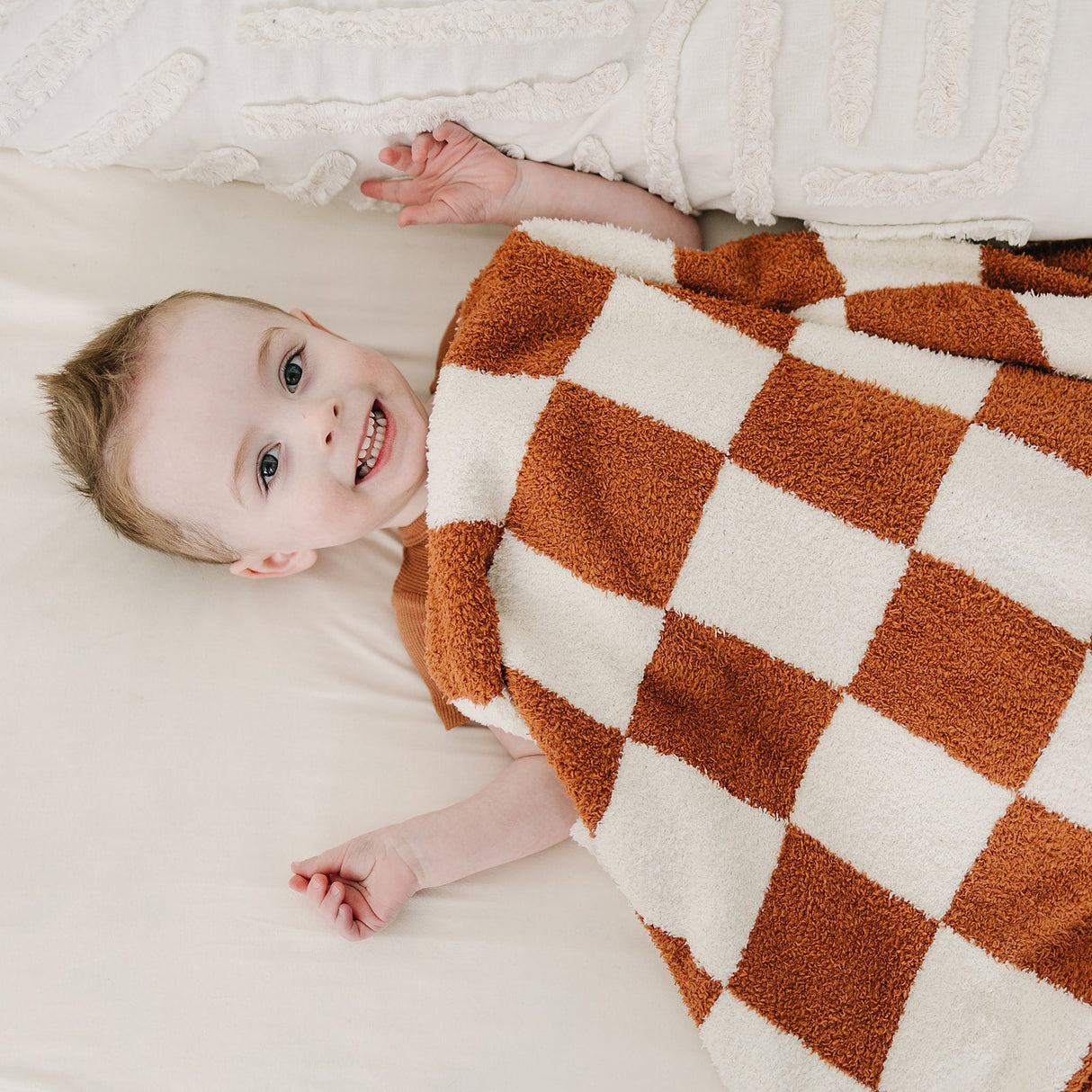Rust Checkered Plush Blanket - HoneyBug