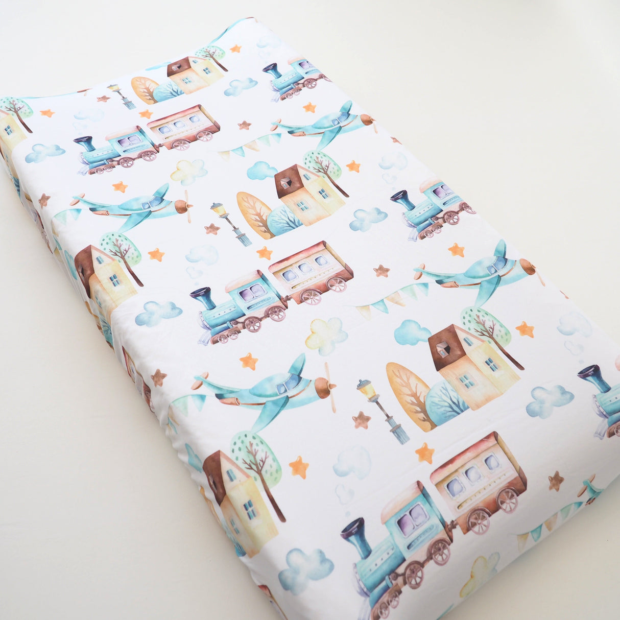 Changing Pad Cover - Airplane & Train - HoneyBug