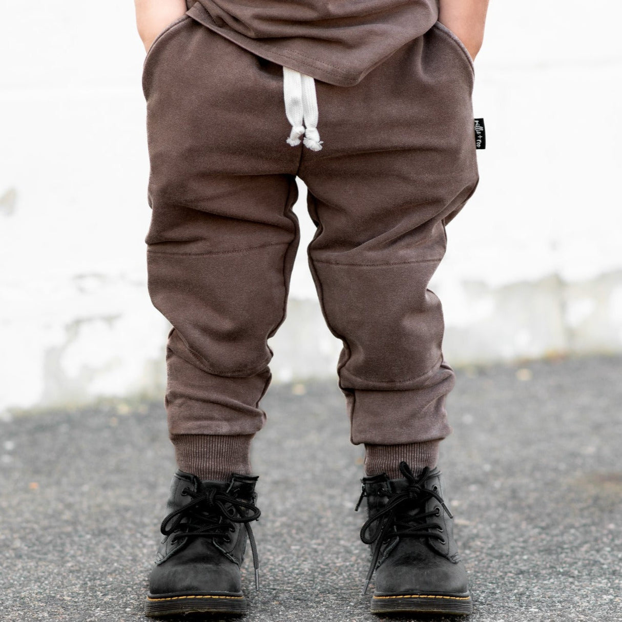 JOGGERS- Bark Snow Wash French Terry - HoneyBug