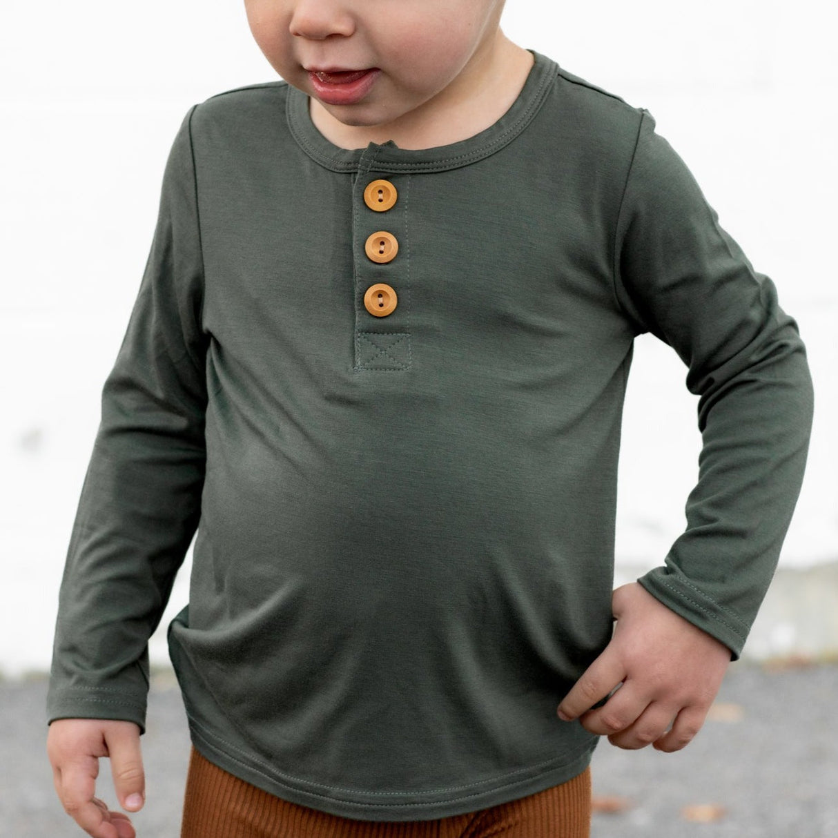 HENLEY LONG SLEEVE- Moss - HoneyBug