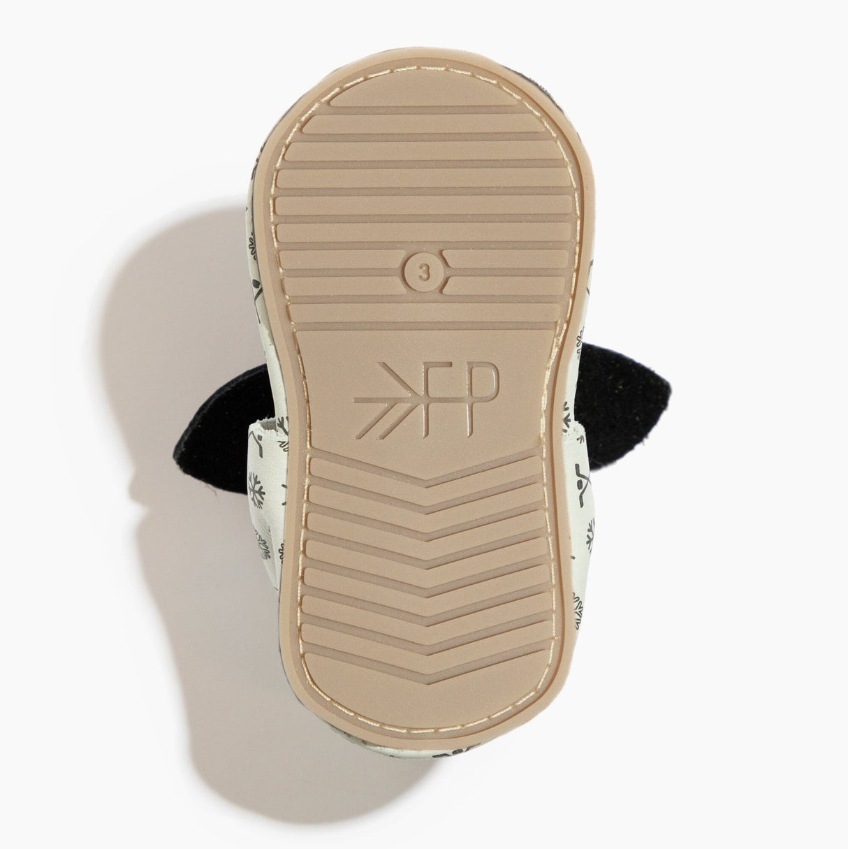 Power Play Knotted Bow Baby Shoe - HoneyBug