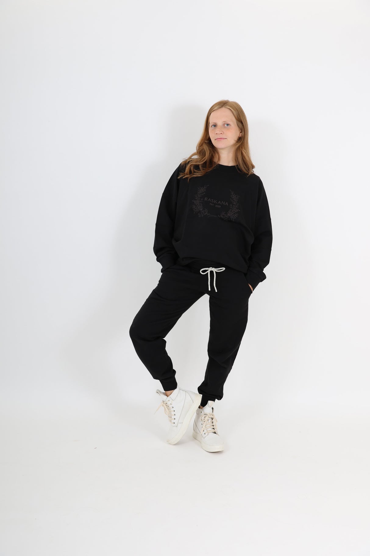 ELLE || ORGANIC COTTON MATERNITY CREW NECK PULLOVER