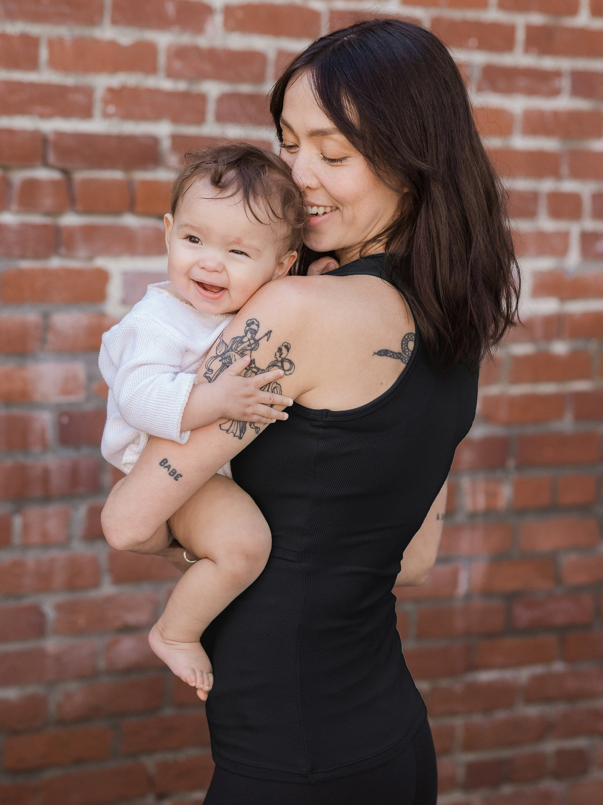 Ribbed Bamboo Racerback Nursing Tank | Black - HoneyBug