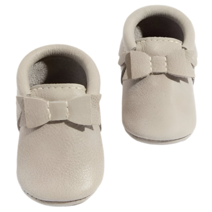 Salt Flats Bow Baby Shoe - HoneyBug