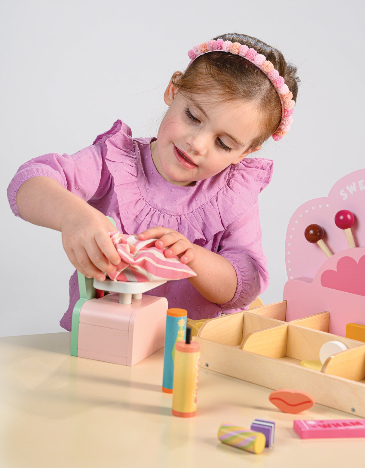 Sweetie Pic'n'Mix Shop - HoneyBug