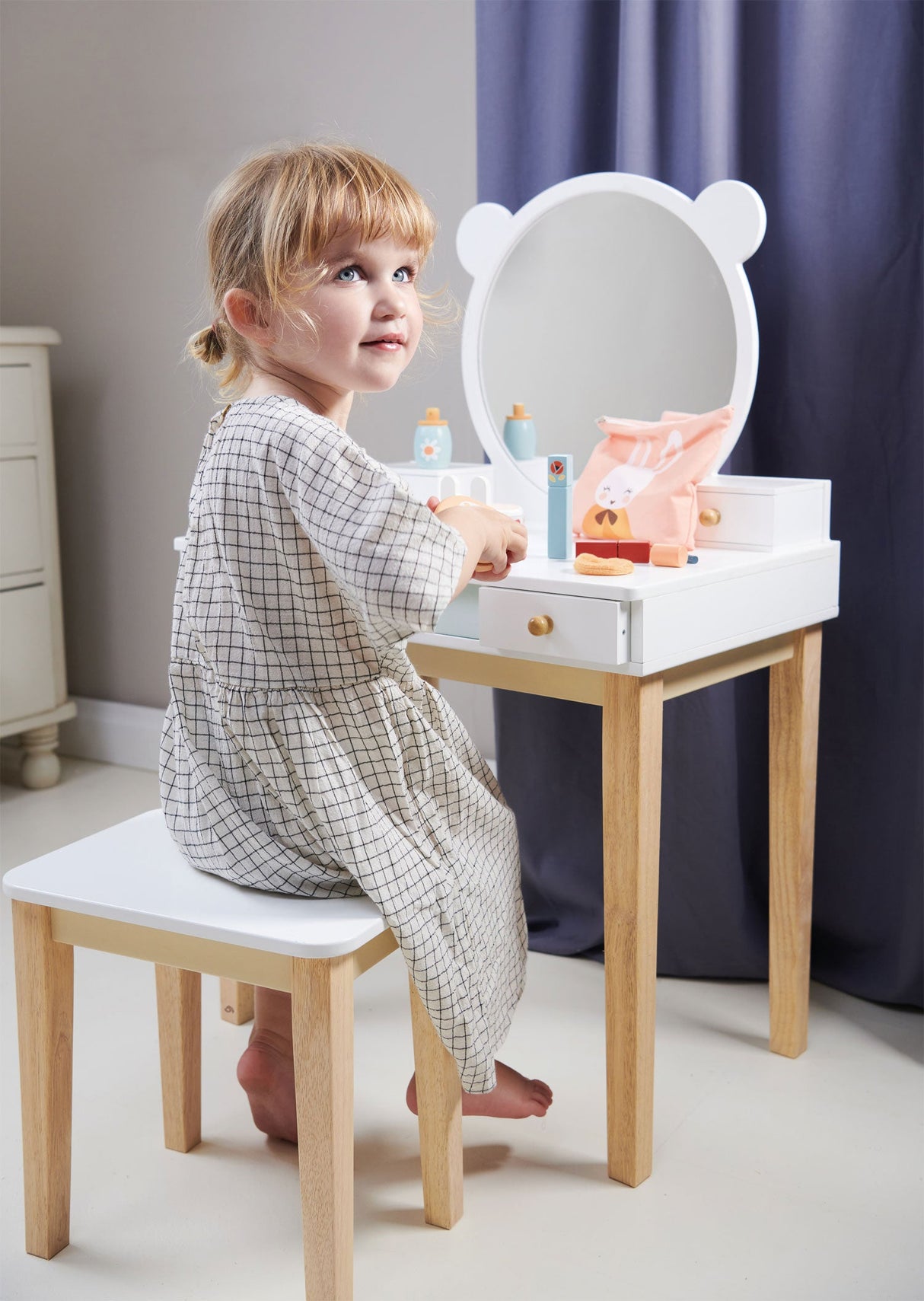 Forest Dressing Table - HoneyBug
