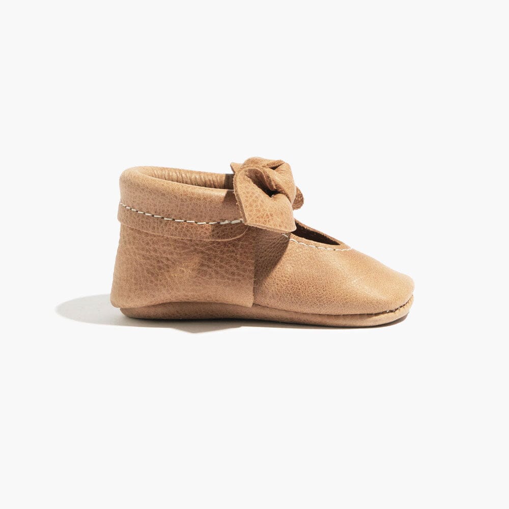 Weathered Brown Knotted Bow Baby Shoe - HoneyBug