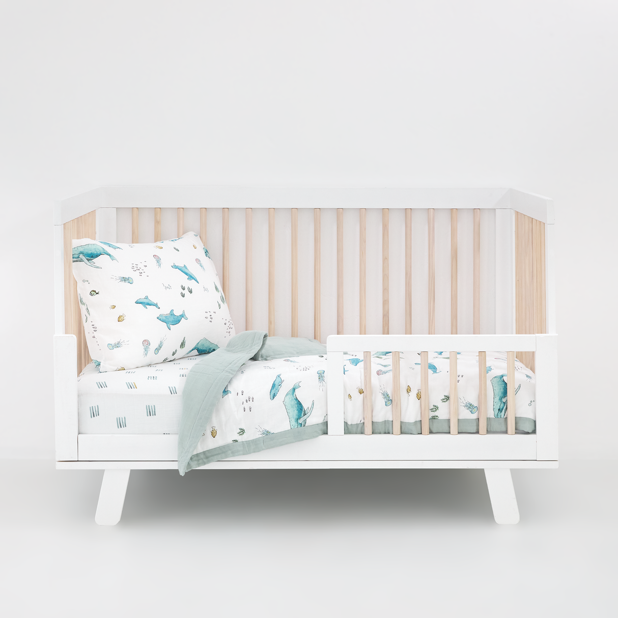 Cotton Muslin Toddler Bedding 3 Piece Set - Whales - HoneyBug