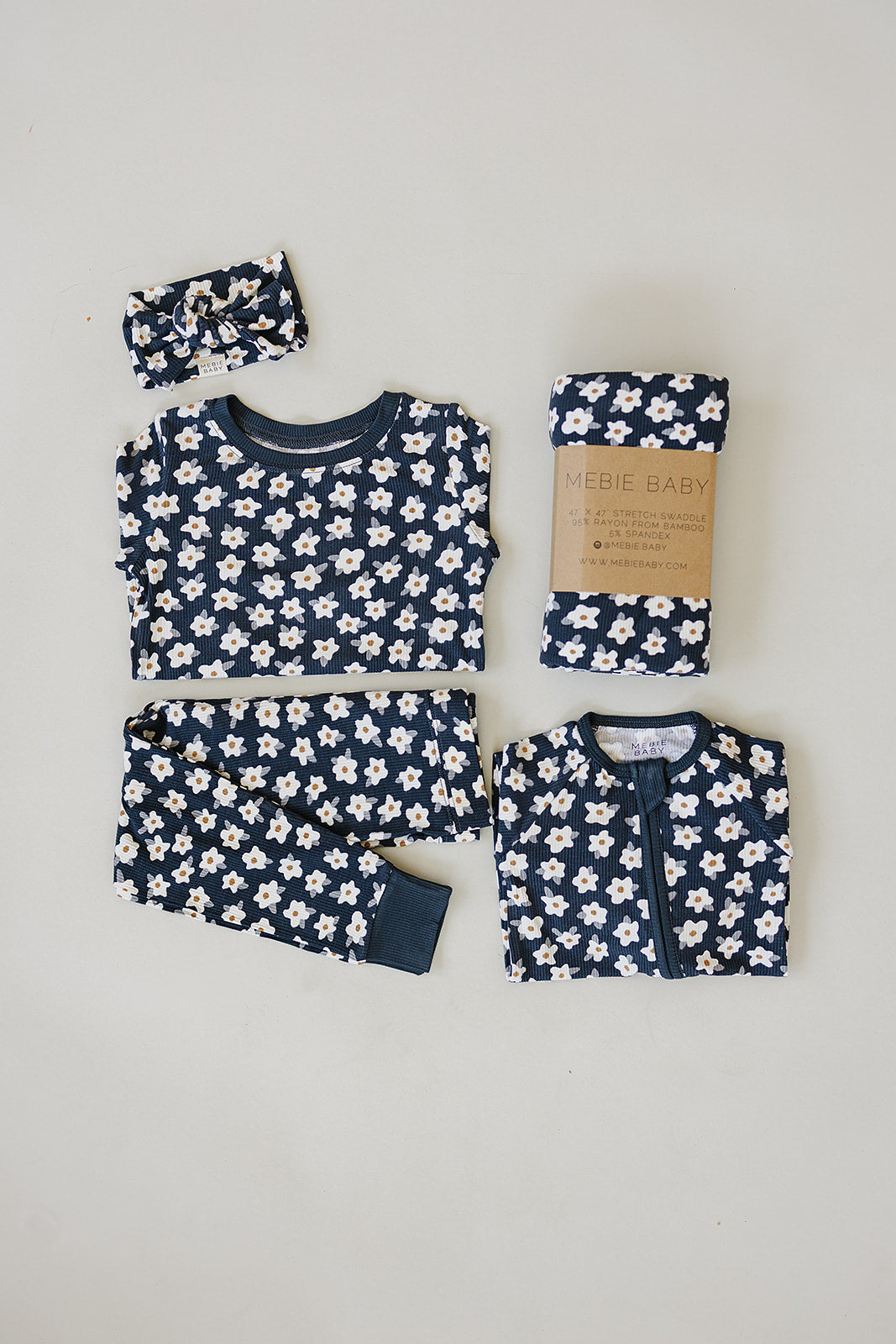 Navy Daisy Ribbed Bamboo Cozy Set - HoneyBug