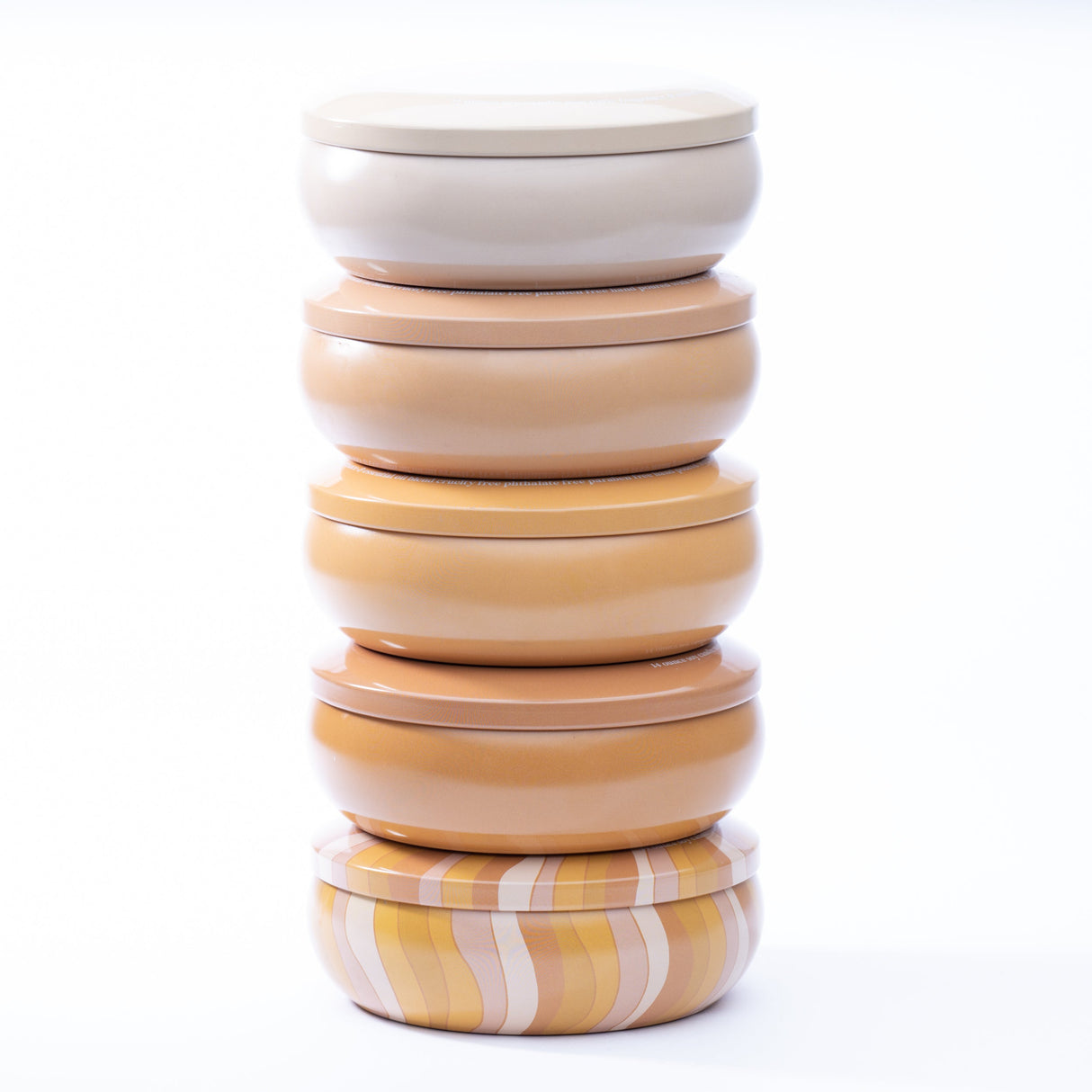 Groovy Swirl Tin: Amber + Ginger + Jasmine 14 oz Candle - HoneyBug