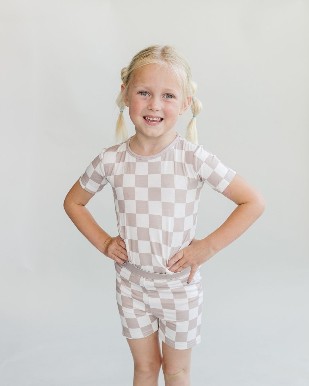 Bamboo Two Piece Shorts Set | Latte Checkered - HoneyBug