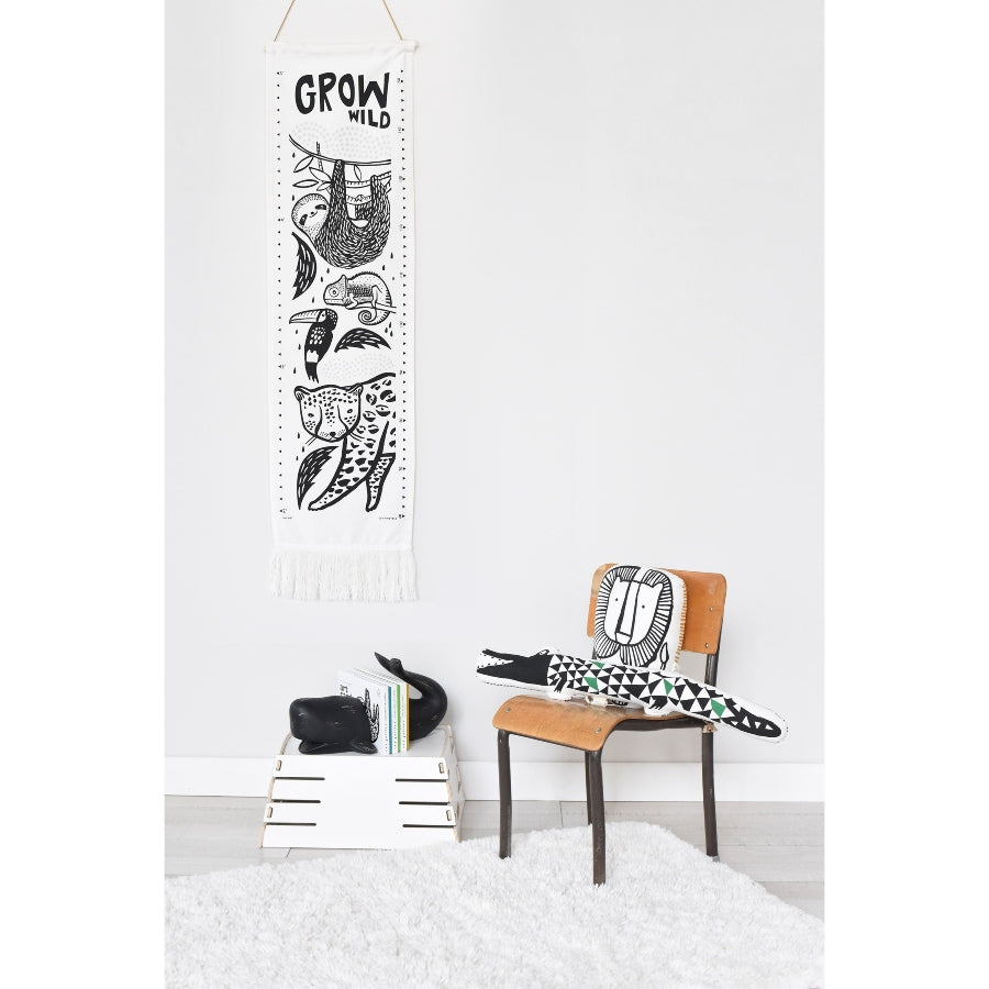 Canvas Growth Chart - Rainforest - HoneyBug