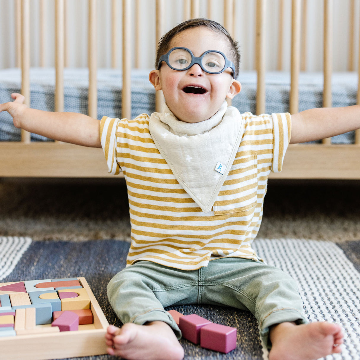 Cotton Muslin + Fleece Bandana Bib 4 Pack - Woof - HoneyBug