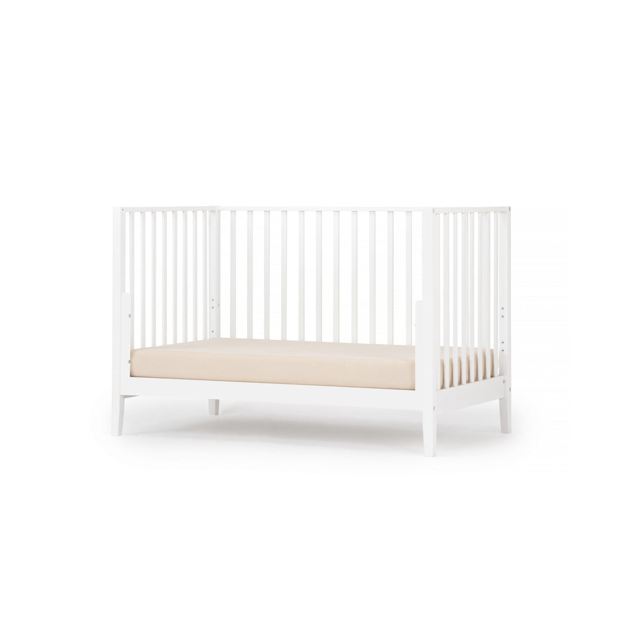 LaLa 3-in-1 Convertible Crib - HoneyBug