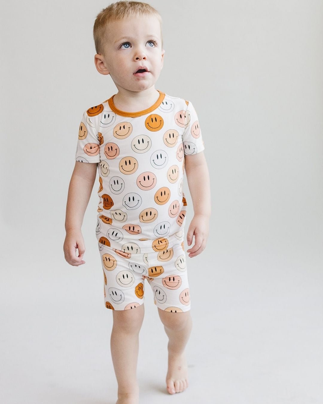 Smiley Bamboo Two Piece Shorts Set | Copper - HoneyBug