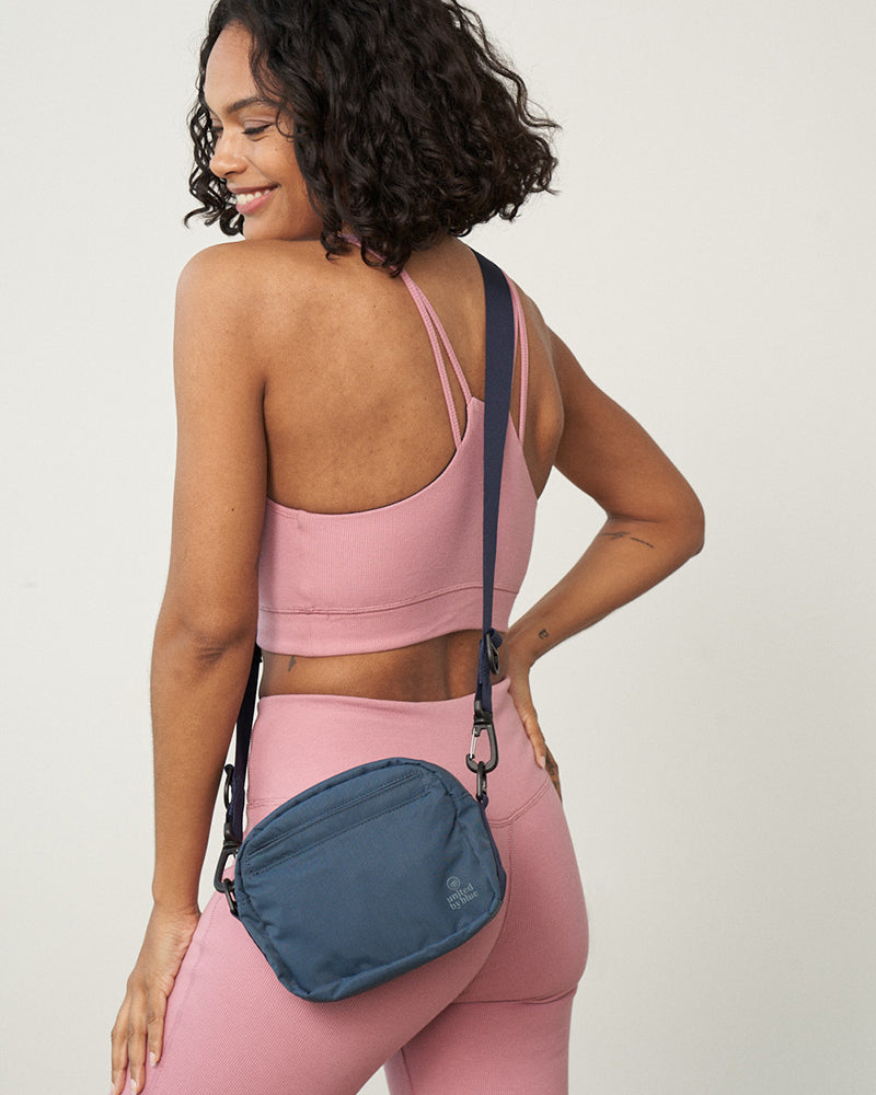 (Re)active™ 2L Convertible Crossbody - HoneyBug