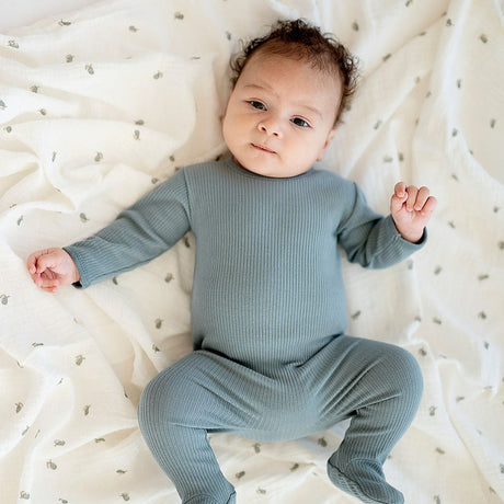 2 Pack Cotton Muslin Swaddle Blanket - Sage Pear & Solid Sage - HoneyBug 