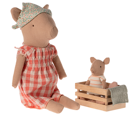 Pig - Girl - HoneyBug 