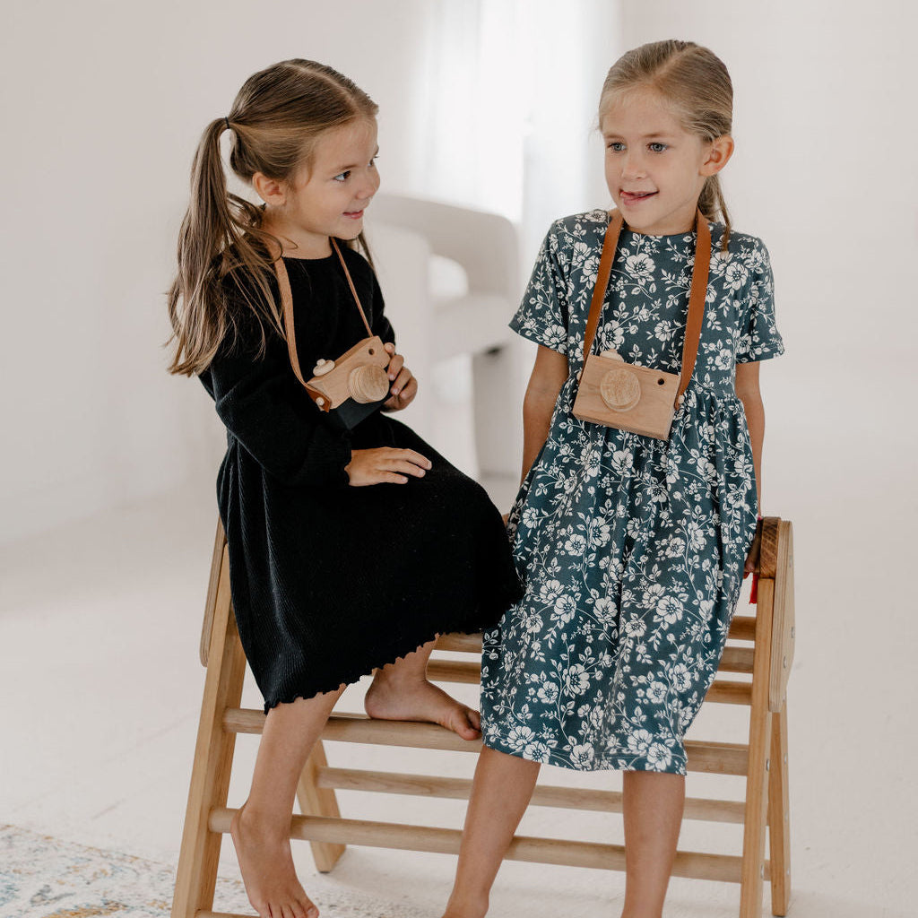 Wood & Leather Play Camera