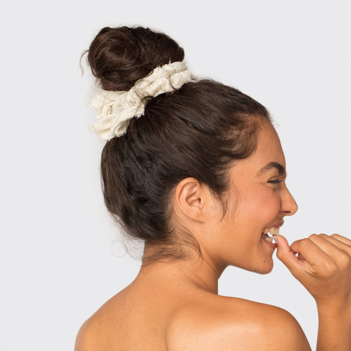 Brunch Scrunchie - Frayed Linen