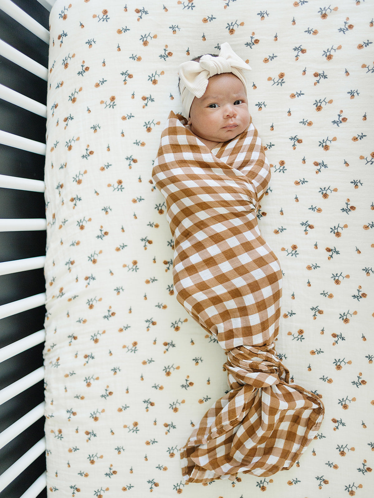 Gingham Muslin Swaddle Blanket - HoneyBug 