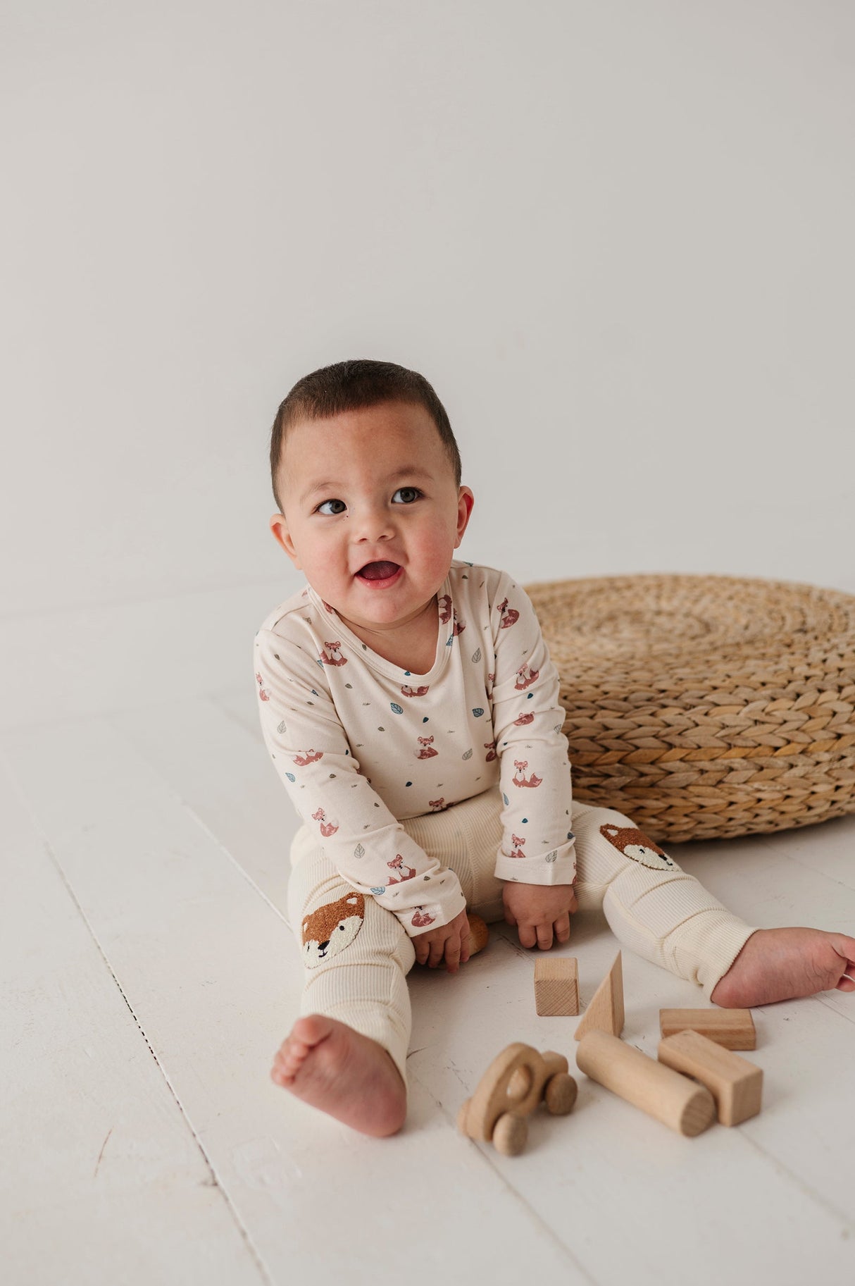 Baby Long Sleeve Bodysuit - HoneyBug 