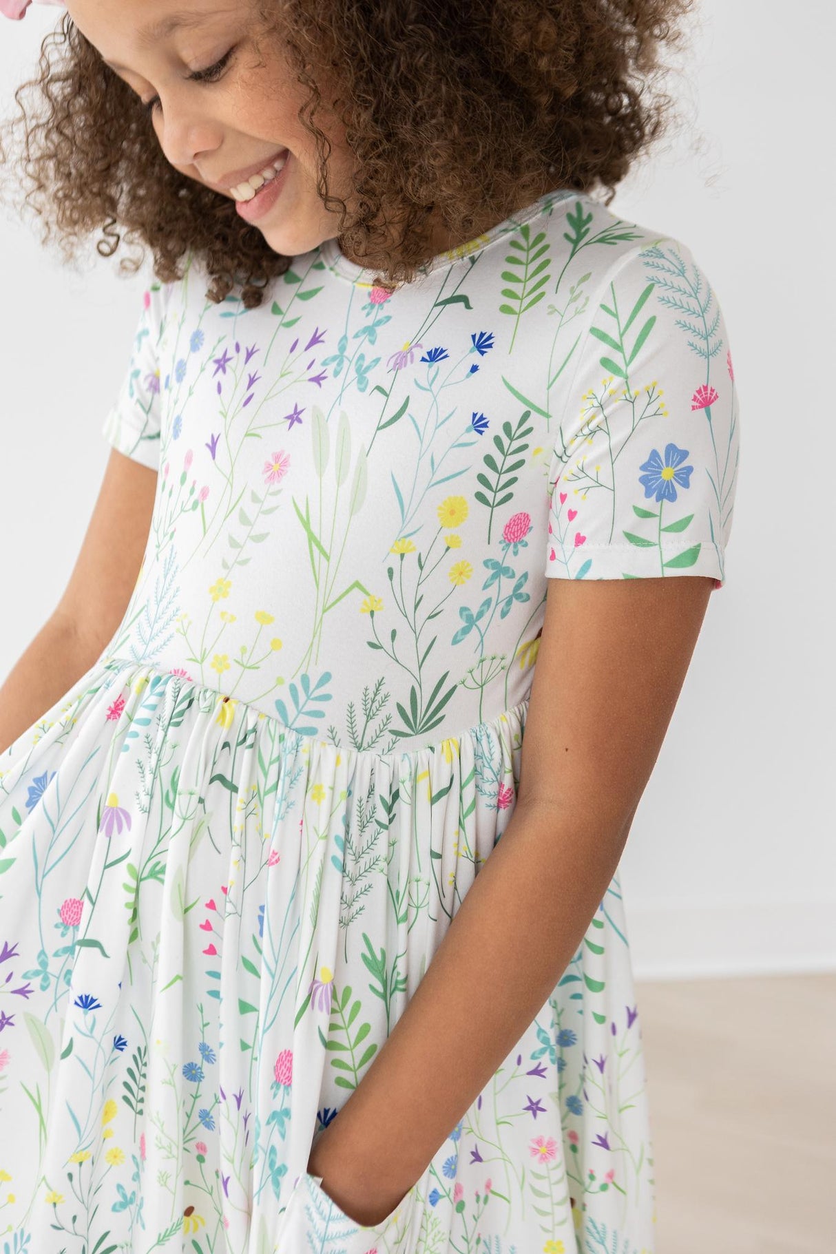 Spring Dandelion Floral S/S Pocket Twirl Dress