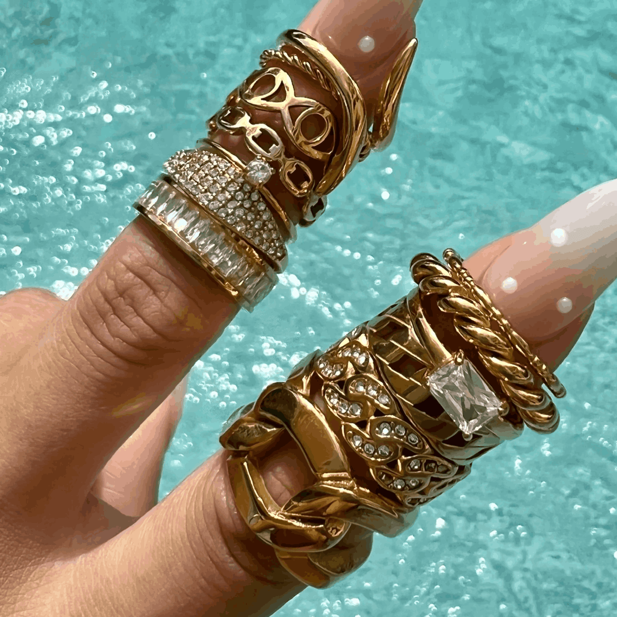 Billy Dainty Chain Ring - HoneyBug 