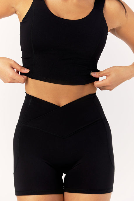 Astoria LIVE LUXE Crossed Sports Crop - Black