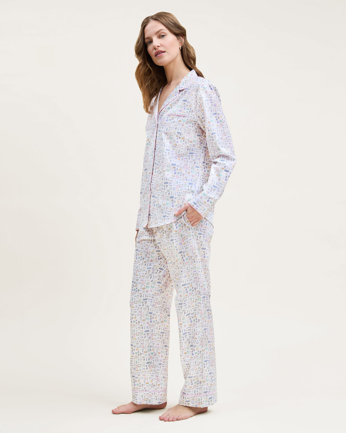 Women's Twill Pajama Set in Baking Spirits Bright - HoneyBug 