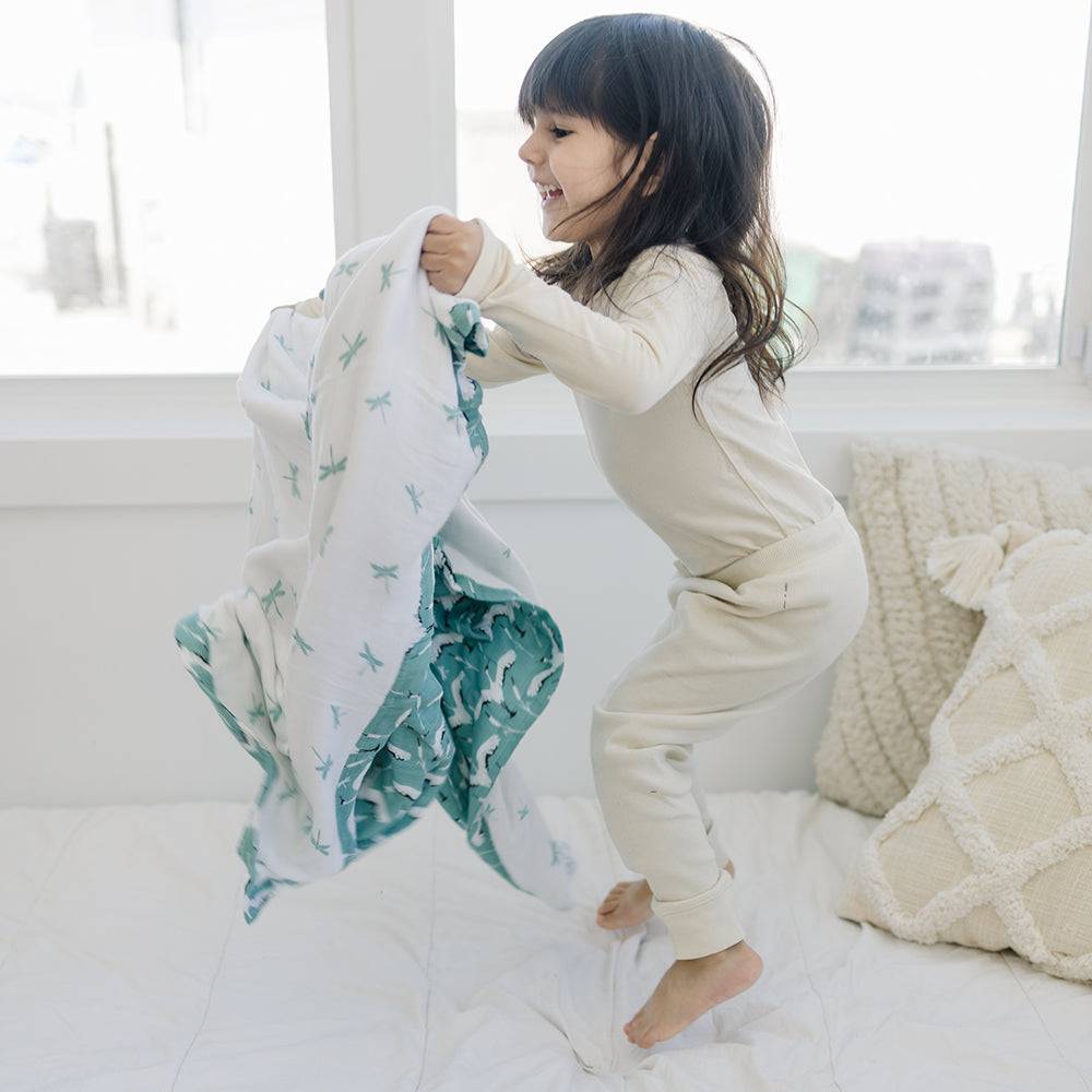 Crane + Dragonfly Oh So Soft Snuggle Blanket - HoneyBug 