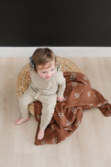 Chestnut Textiles Muslin Quilt - HoneyBug 