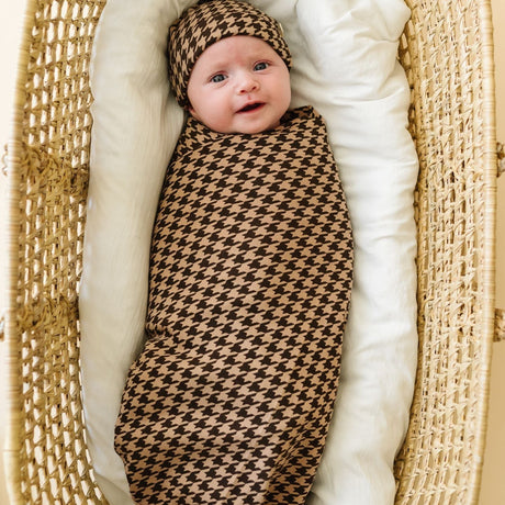 Organic Swaddle Blanket & Hat - Houndstooth