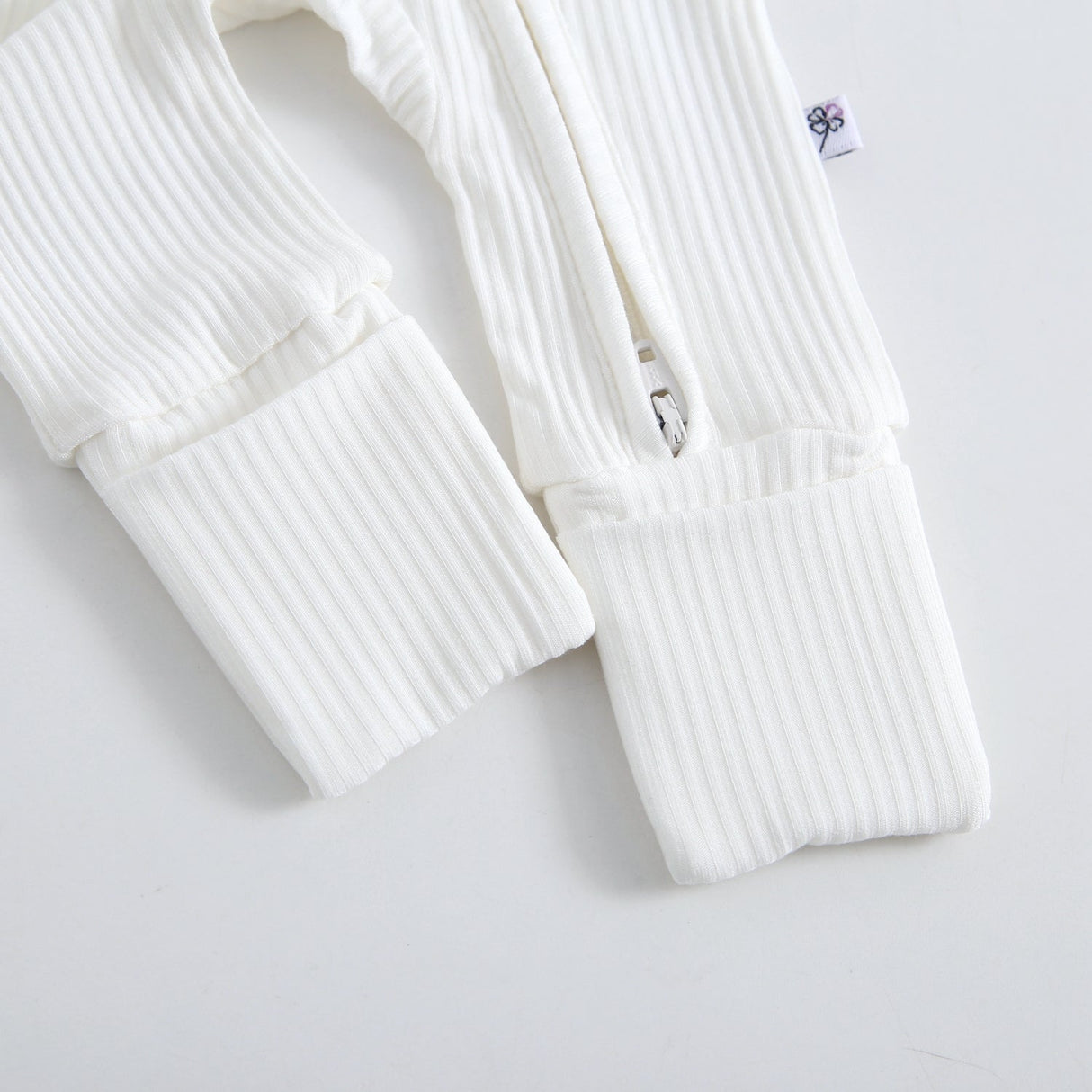Snow Ribbed Zippered Baby Romper